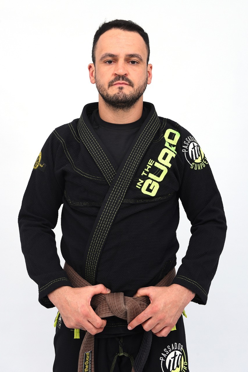 Kimono In The Guard Green Preto OUTLET 